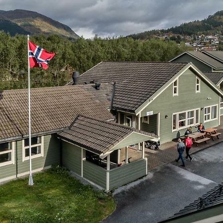 Forde Gjestehus Og Camping Dış mekan fotoğraf