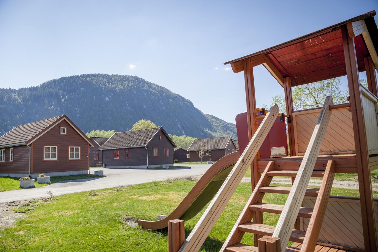 Forde Gjestehus Og Camping Dış mekan fotoğraf